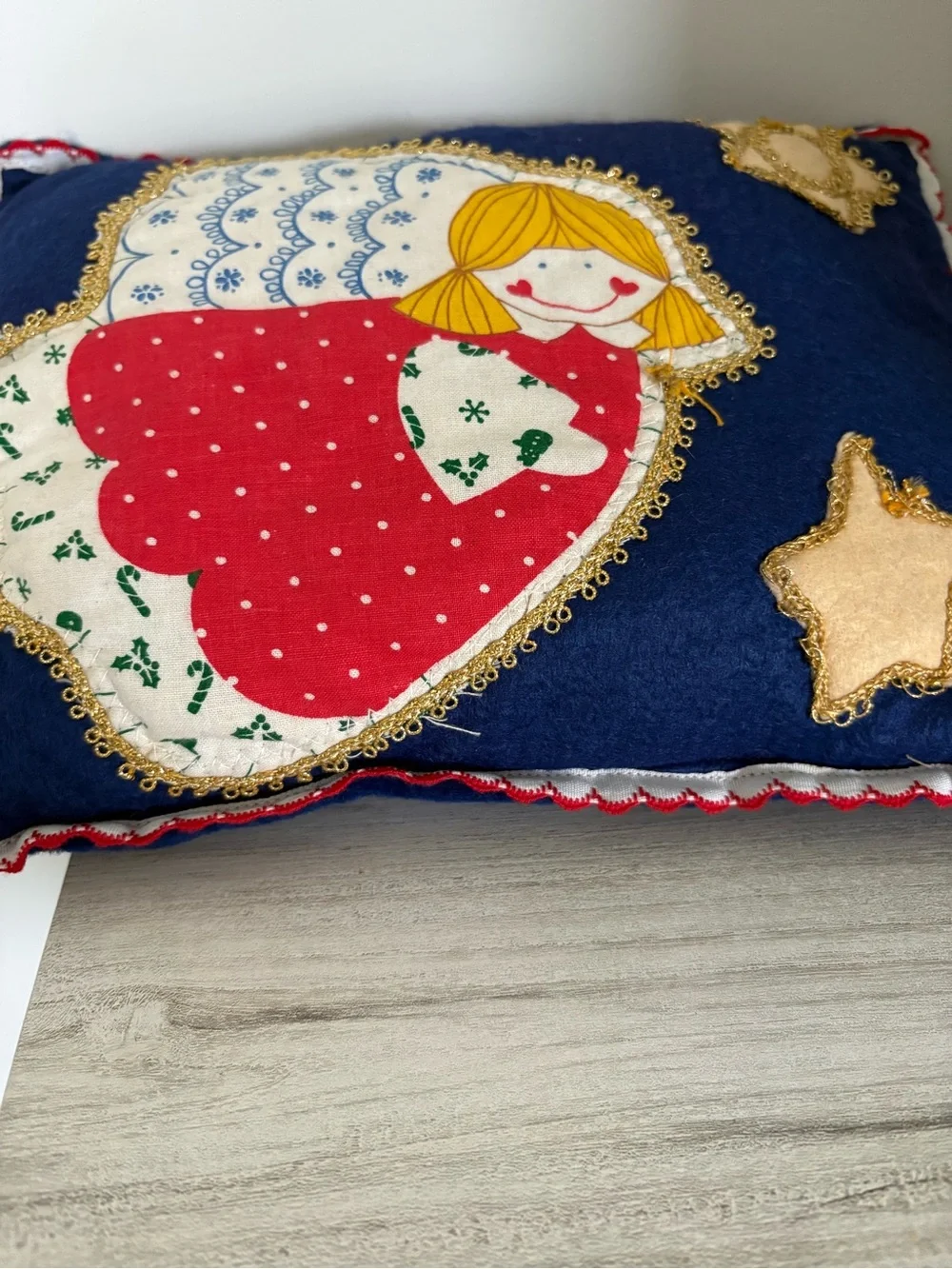 Vintage Handmade Angel Applique Folk Art Cottage Christmas Felt Pillow Decor